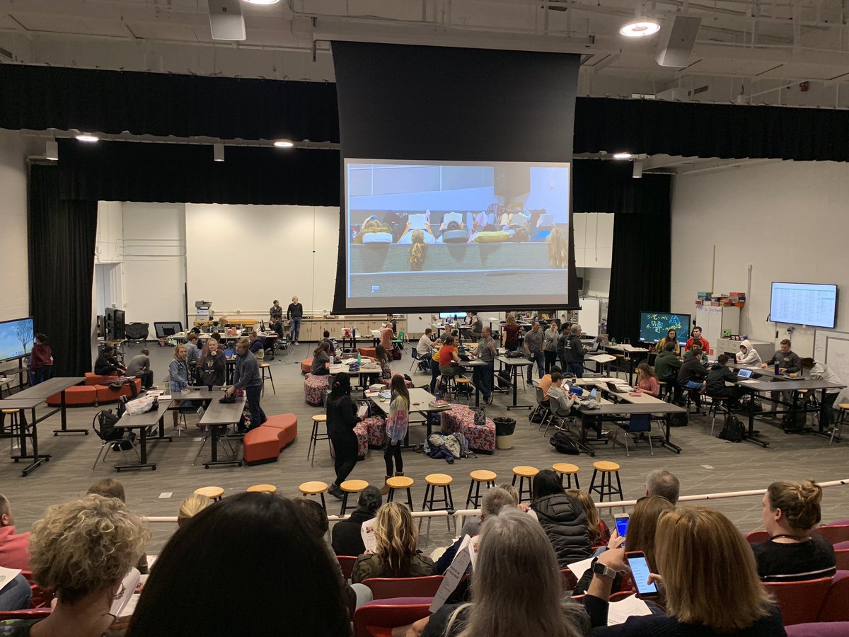 The synnovation lab at Sycamore High School: “flipped classroom meets formative assessment”. So cool! #getonthebus #highschoolredesign