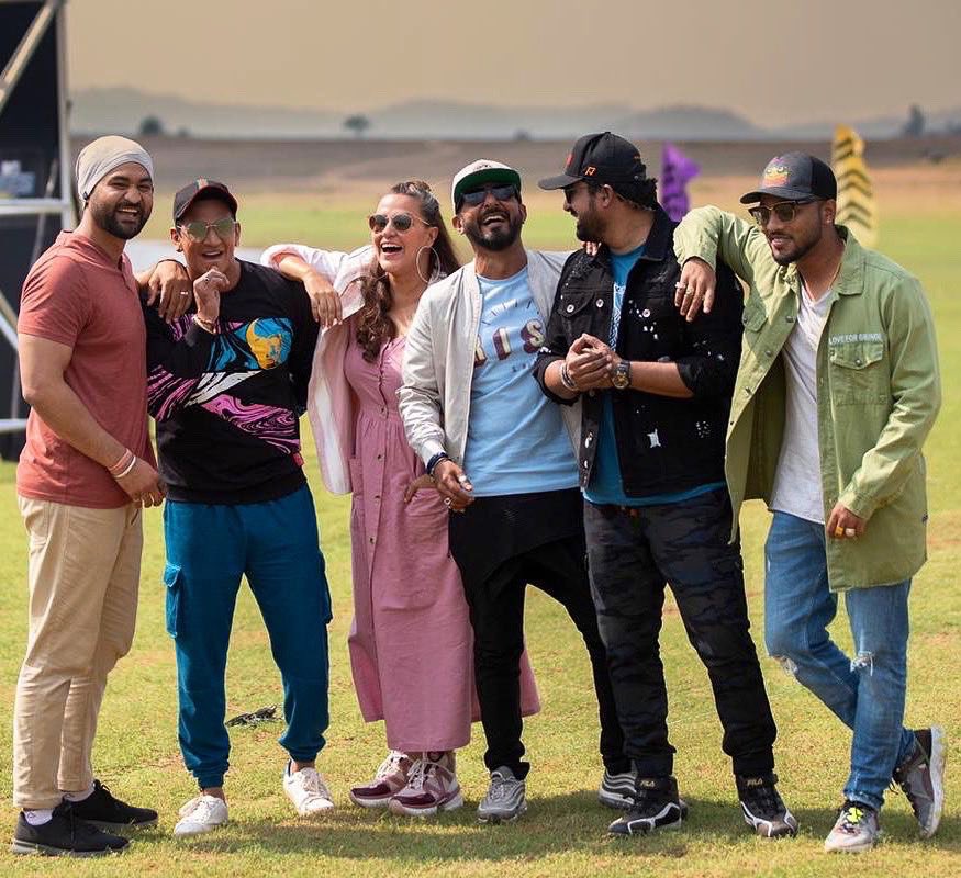 What an incredible month it’s been ... thank you <a href="/rannvijaysingha/">Rannvijay Singha</a> <a href="/raftaarmusic/">RAFTAAR</a> <a href="/nikhilchinapa/">Nikhil Chinapa</a> <a href="/flickersingh/">Sandeep Singh (मोदी का परिवार)</a> <a href="/princenarula88/">Prince Narula</a> for the love the laughs and the madness ... 📸 <a href="/ashishjparmar/">Ashish Parmar</a>