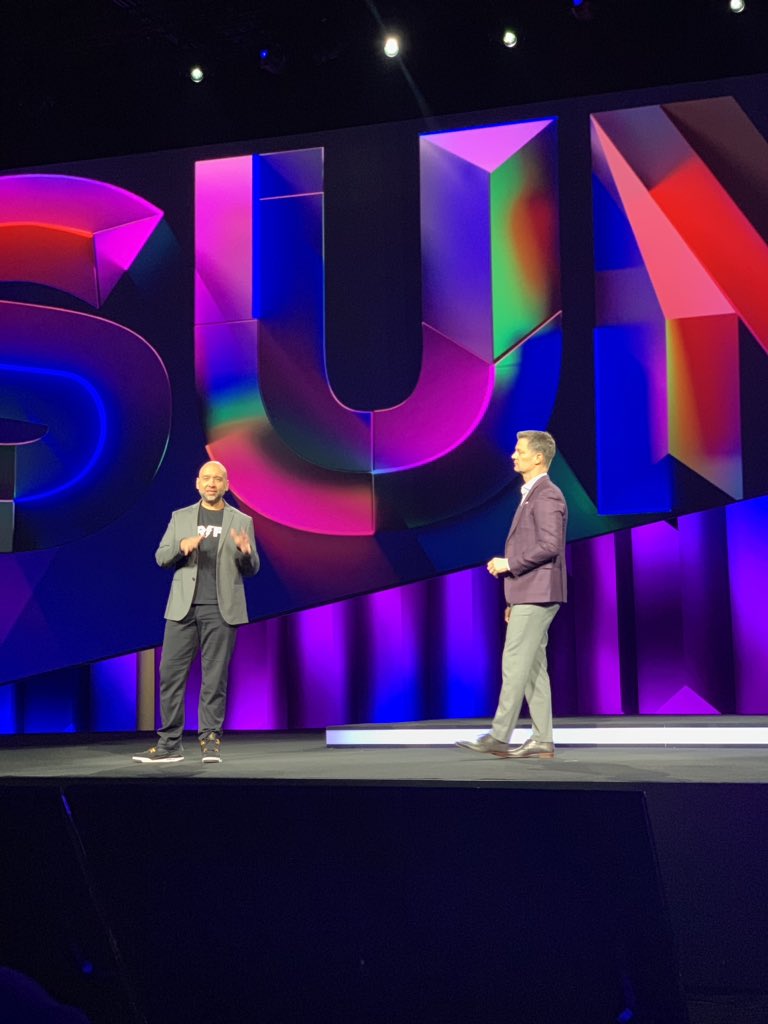 LeahRBrenner's tweet photo. @Drift + @marketo = #ABM #conversationalmarketing  I’m excited!!! https://t.co/5TG8PSB2LQ