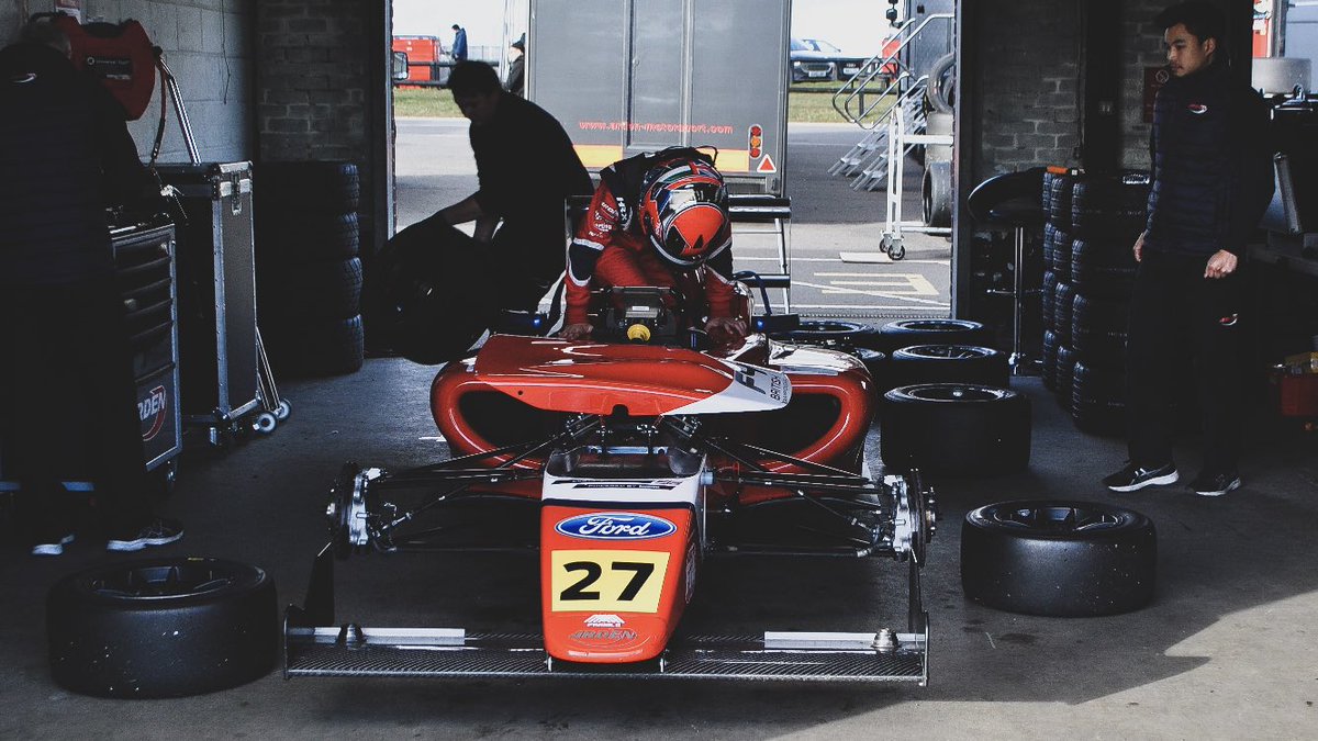 psmedia6's tweet photo. Pic of the Month:- #AlexConnor #Testing @BritishF4 @ArdenMotorsport @SnettertonMSV 📸 courtesy of @psmedia6 https://t.co/VUjdYt3Ppk