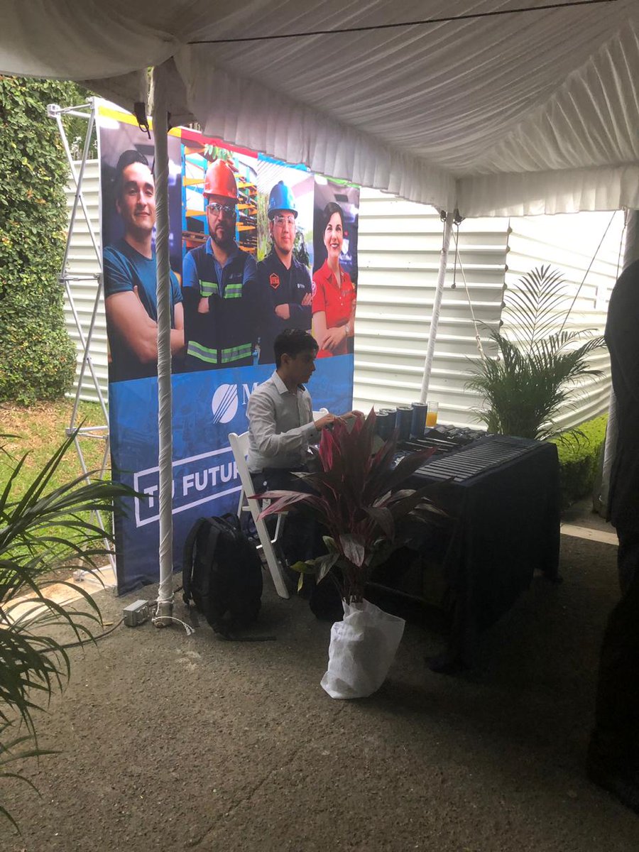 CommosaOficial's tweet photo. ¡COMMOSA, presente en los mejores eventos con las mejores empresas!
#Commosa #IPADE #forodeempresas2019 #25Aniversario #casetas #modulares #Reubic https://t.co/YBEzz28Lef