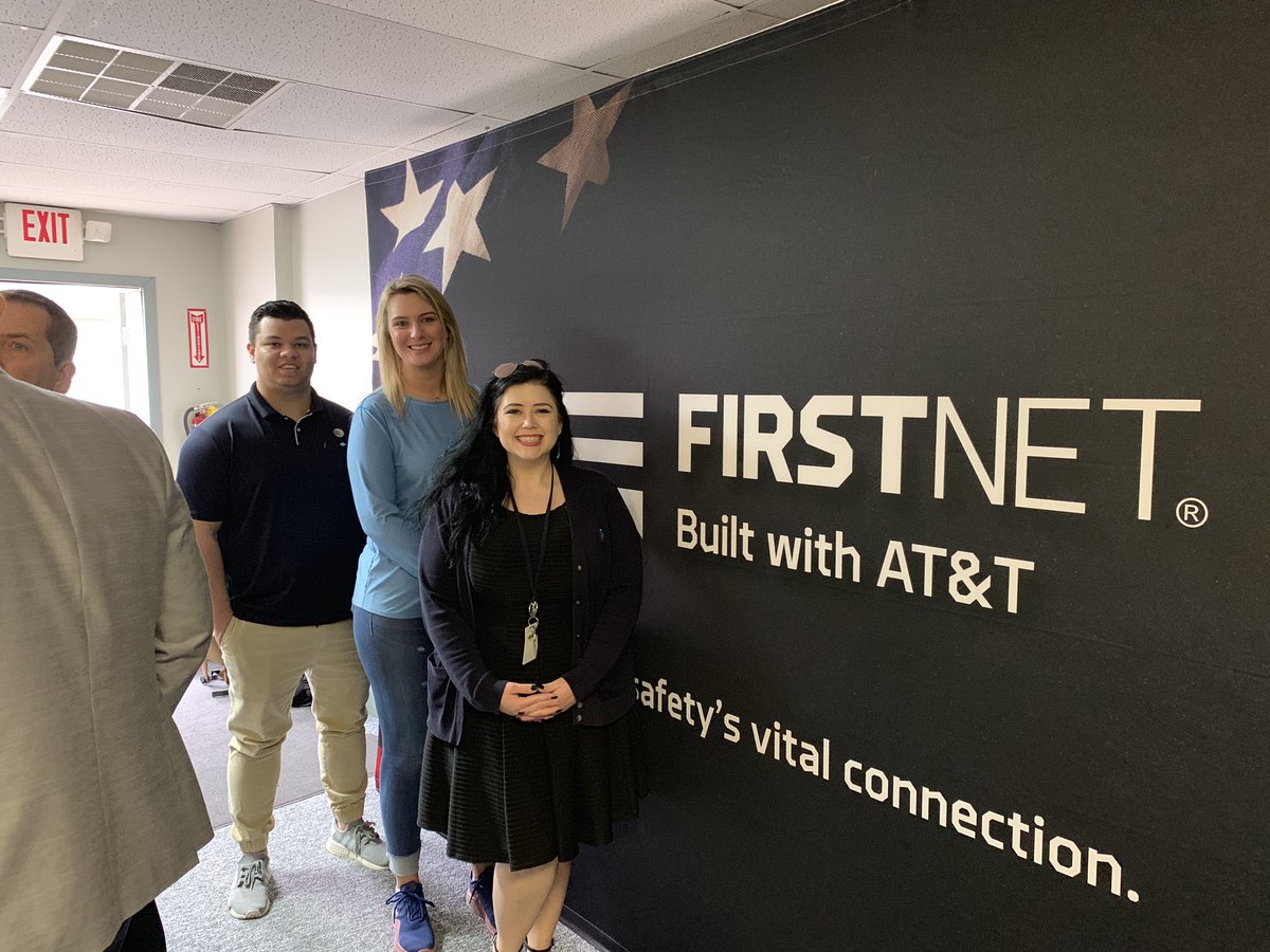 Exceptional experience at the Public Safety Technology Showcase in South Bloomfield! Meeting with Samsung, AID and IBM to showcase to our first responders how FirstNet incorporates the latest tech to keep them safe! #mobilemadness #aviatOHrs