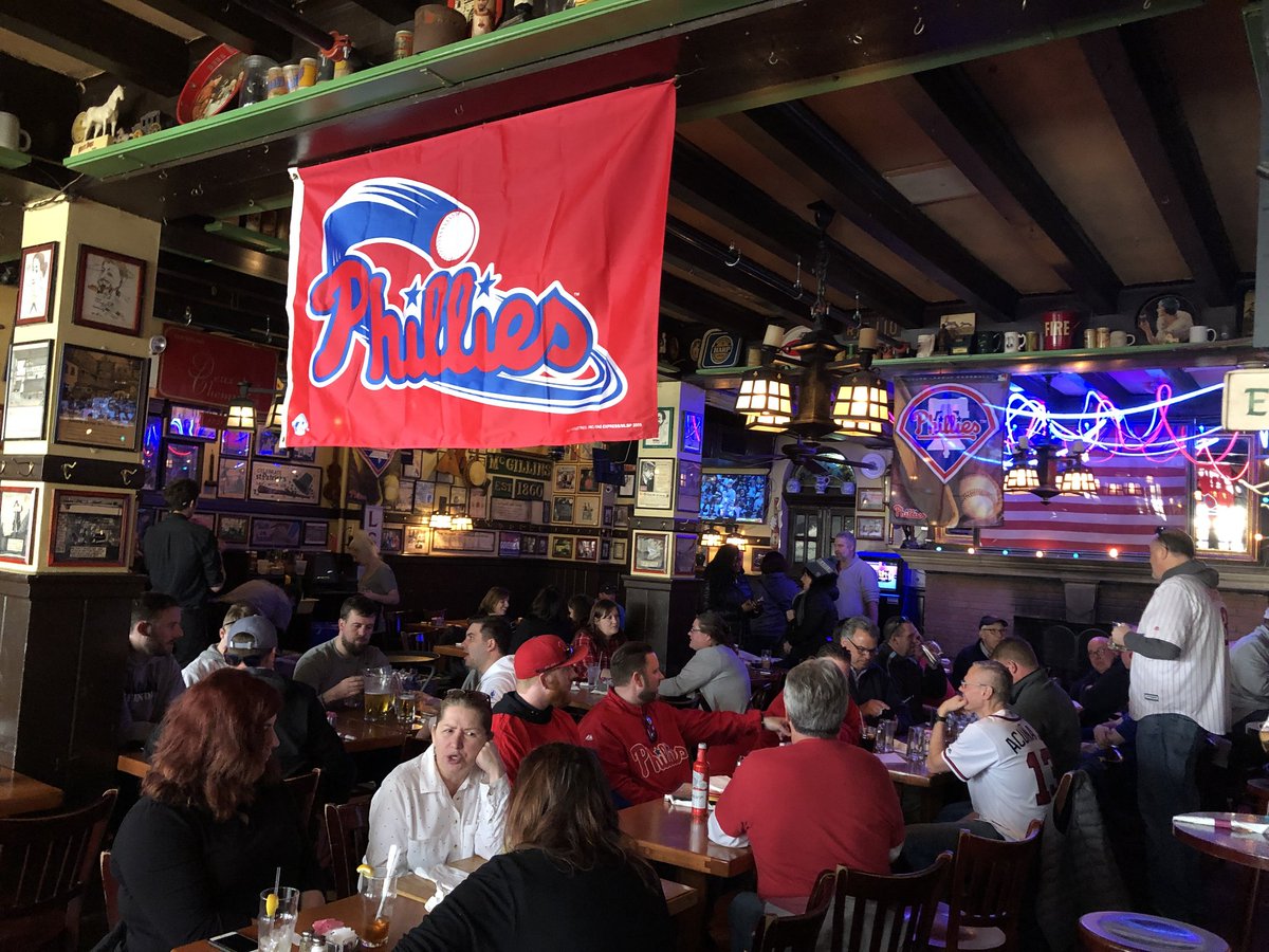 GabrielleRubes's tweet image. #BaseballsBack @McGillins #RingTheBell