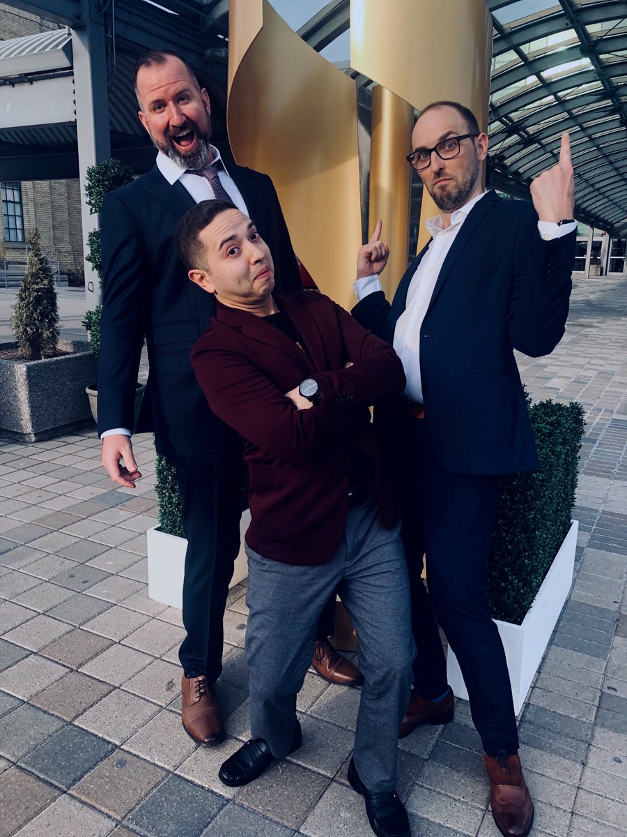 DeluxeToronto's tweet photo. Congratulations to New Metric Media & the #Letterkenny crew along with Take 5 & #Vikings for taking home big wins for the night! Our team had a blast!#CdnScreenWeek #PostProduction https://t.co/eAFjV85yJh