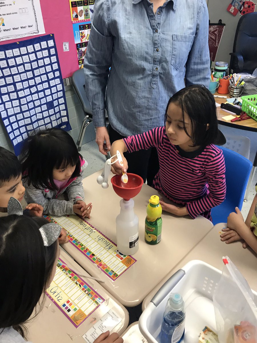 MrsMurphyinLCPS's tweet photo. Made some awesome green cleaners with Green Kids last week! Thank you @ANStweets for teaching us how to keep our environment clean and healthy! We never had so much fun cleaning before... @KGguarantee @SullyES_LCPS #HornetsDeserveIt19 https://t.co/waowmQN27E