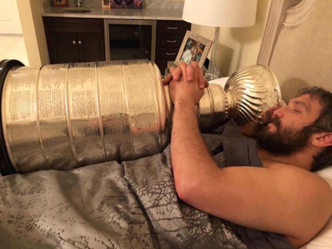 Soupy_35's tweet photo. Who did it better? Retweet for @Soupy_35, Fav for @ovi8 🏆 https://t.co/9tG358qixK