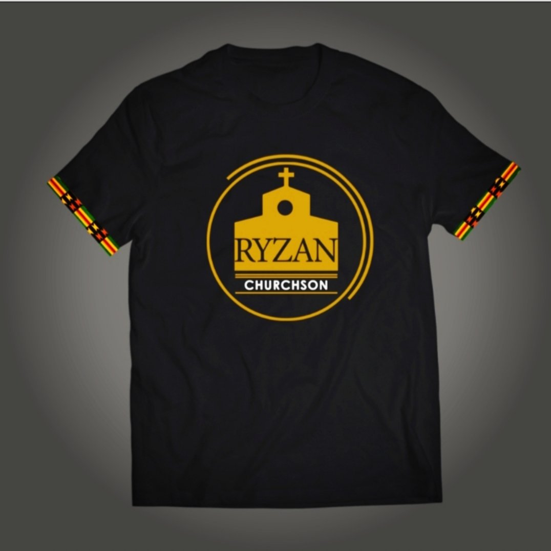 PedazoUG's tweet photo. One of the talented artist @RYZAN0  straitt ouutaa  @levixone  music group #LeviNation 
has branded T-shirts in all colours place your order NOW at only 40k and #SupportMyHustle  #ShapeMe  New Audio coming out soon https://t.co/yP2Orld3nn