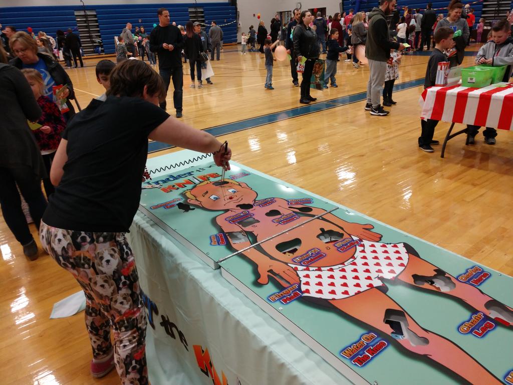 Hubbard_ES's tweet photo. Another great family event by our parent association!! https://t.co/mXScRv9QaN