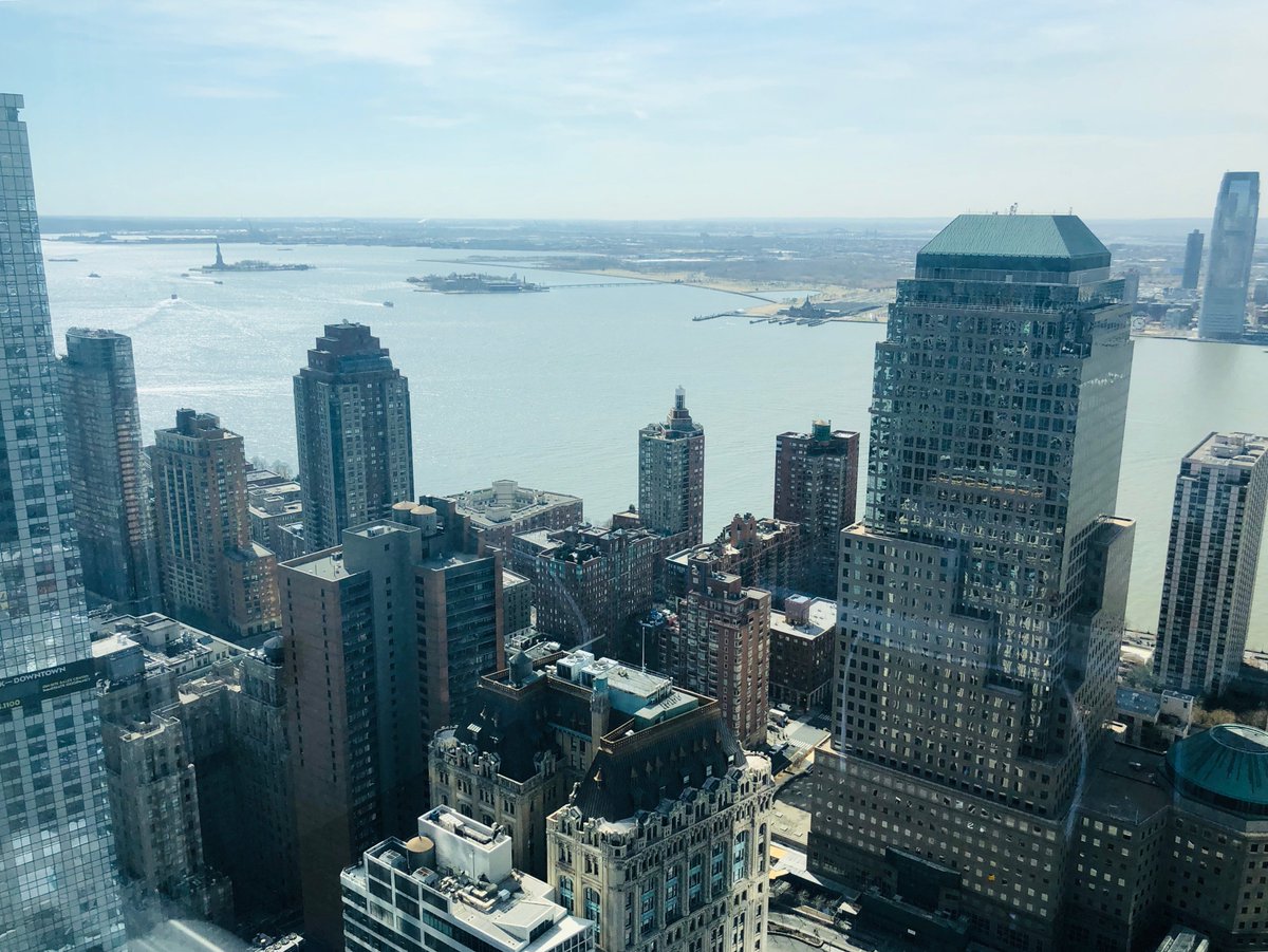 Beet_TV's tweet photo. Wrapped: The view from our location on the 45th floor of @4WTC at @mediamath #NYC - Taped w/ @Nielsen @Comscore @hulu @Discovery @NBCUTogether @mediamath at #MediaMathAllFronts series to follow https://t.co/LjukCgFOcU