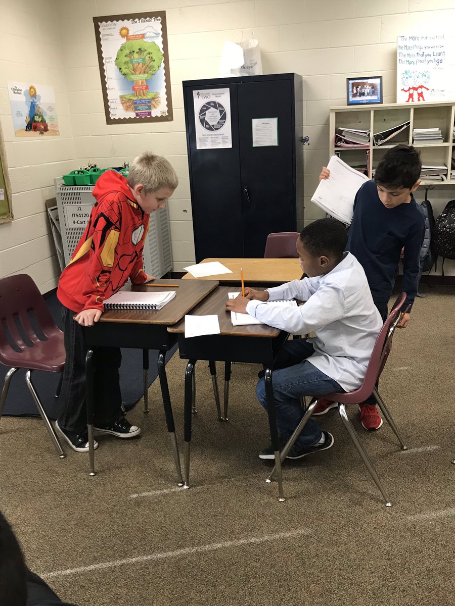 lorencarmon's tweet photo. There’s not much better than having students run their own fraction focus groups! https://t.co/E4S80SbsET
