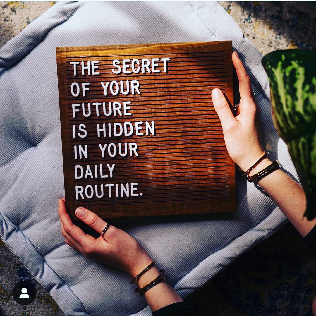 Rochell32150305's tweet photo. Change your routine, change the way you think, and change your whole life. #change #workforyourself #life #lifegoals https://t.co/wCsmFqU6ZJ