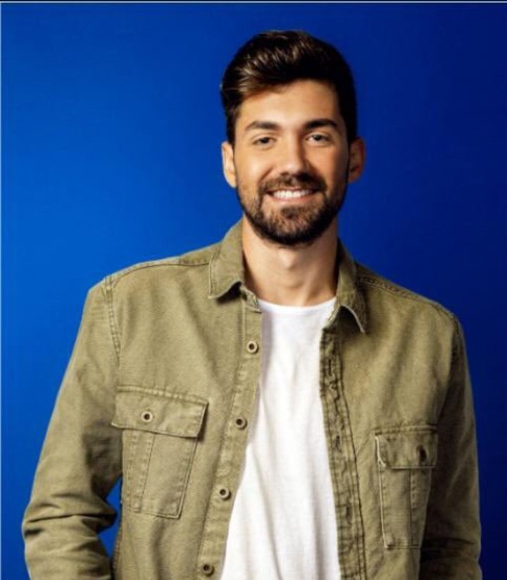 ELTRIOLALA's tweet photo. ¿Quién es el expulsad@?

Rt💥= Alejandro 

MG💣= Sofía

#GHDÚO28M #GHDÚOGala13 https://t.co/TwbnVnZDWL