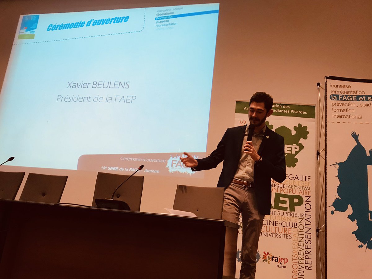 Seb_Delescluse's tweet photo. Ouverture du #SNEE2019 de @La_FAGE par @Orlane_FAGE et @XBeulens_FAEP. L’occasion de rappeler les enjeux de l’implication des jeunes pour construire l’Europe de demain 🇪🇺 et les nombreux dossiers structurants l’enseignement supérieur 👨‍🎓! @upjv @crousamienspic @AmiensMetropole https://t.co/zfbaKfSDHM