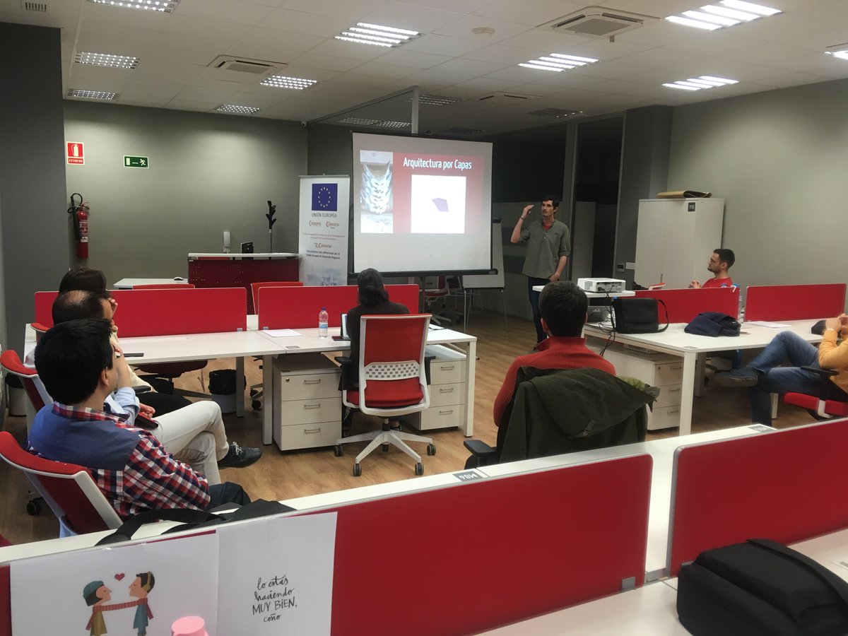 GDGToledo_es's tweet photo. Muchas gracias a @aloaisa por venir hasta #Toledo a compartir tus conocimientos sobre arquitecturas. También gracias a @CamaraToledo por el coworking y a todos por venir. Seguiremos haciendo cosas chulas... ¡estad atentos!!! #toledoTIC #cleanArquitecture https://t.co/QHST070E3Q