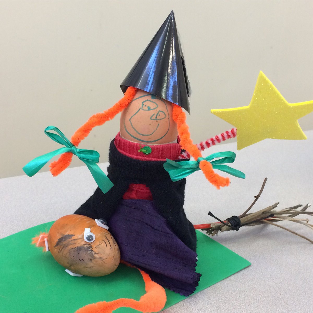 coffeewithbaby's tweet image. #eggdecorating #almosteaster