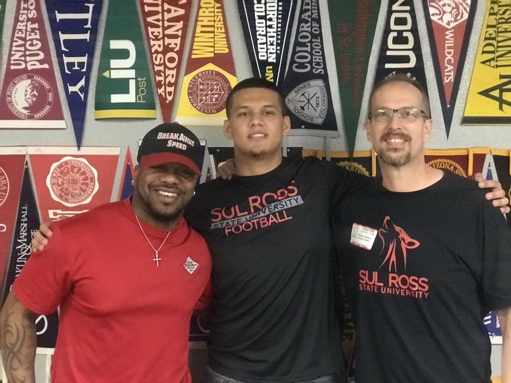 jstew2234's tweet photo. Congratulations @carlos_strane @sulrossstate you deserve everything that’s coming your way. Proud to say you’re my first athlete to get a scholarship, i am extremely excited for you man. God is Good once again congrats my guy. #baspeed #nodaysoff #moreworktodo https://t.co/r9kbOffPau