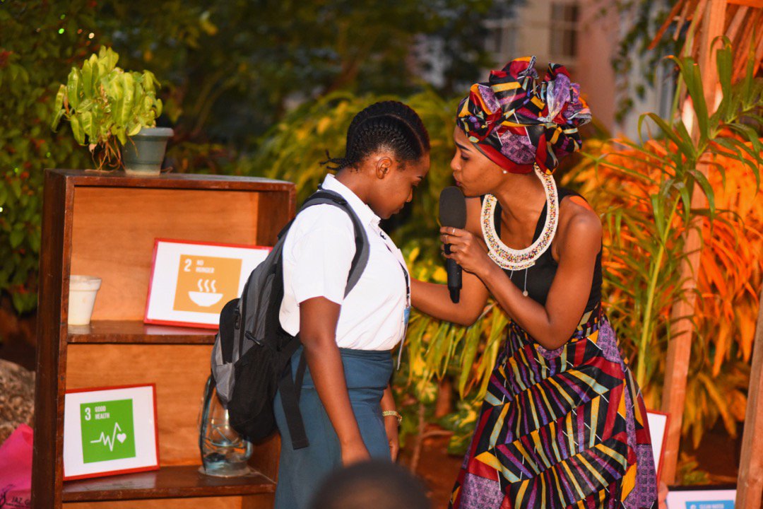 Funguo_Tz's tweet photo. A new way to engage with the development conversation, one of the best night event in #IW2019 By @UnleashedAfrica the Open Art Night displaying their communication magic.
#InnovationTZ #scalingandsustaining @UKinTanzania https://t.co/YNcpn6JXx9