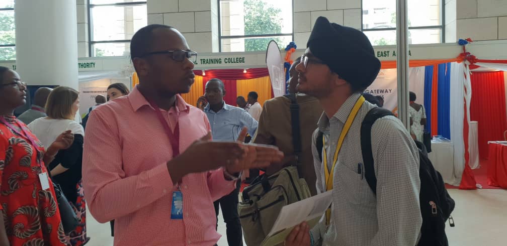 BIDInitiative's tweet photo. Tanzania has 150+ health-related digital systems. To optimize these systems the Data Use Partnership is developing an eHealth Initiatives and Systems Inventory. Learn more about the GoTZ’s efforts at #EAHSC 3/28. https://t.co/vDPrfUMC0F #DataForHealth #DHRoadMap https://t.co/lzlwhECvAp