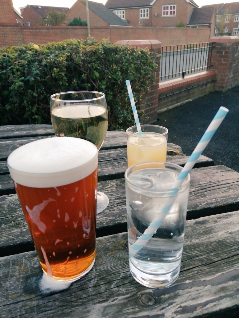 burbagea's tweet photo. First cheeky evening drinks of the year #prevening https://t.co/V477C5K8z9