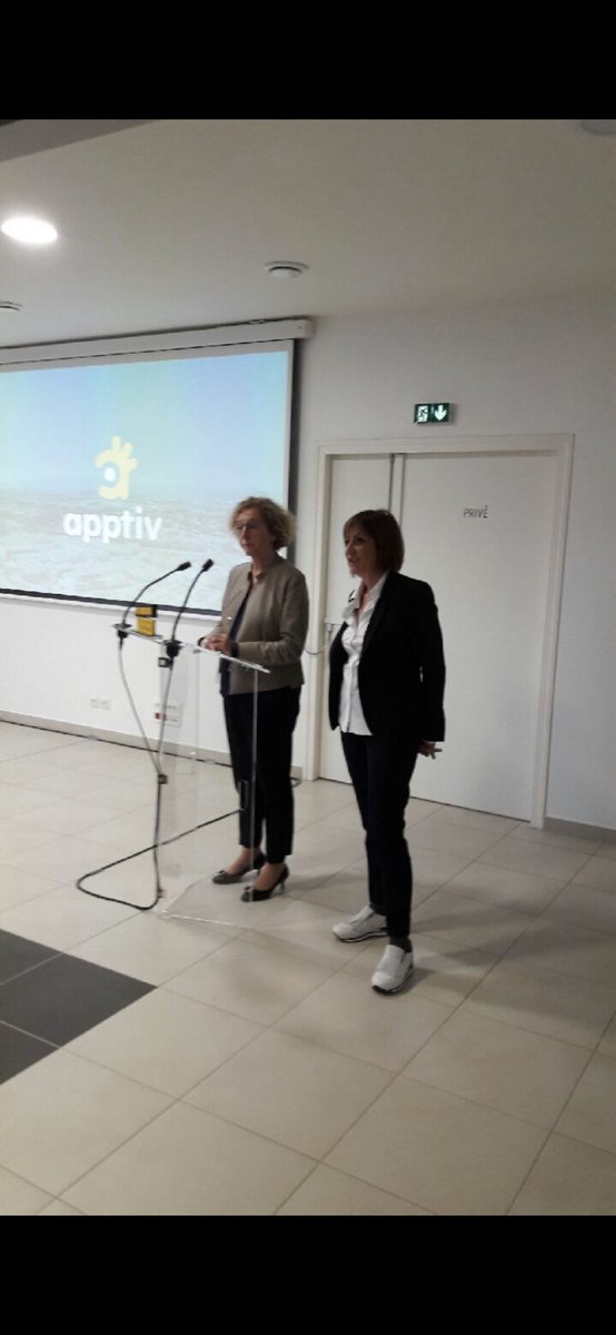 Prefet66's tweet photo. Muriel PENICAUD, ministre du travail, en visite dans les #PyrénéesOrientales s'est rendue au Pôle Santé Travail afin de rencontrer les créateurs de l'application @APPTIV, moyen de prévention des risques au travail. 

@Minist_Travail https://t.co/jsRPMJedJA
