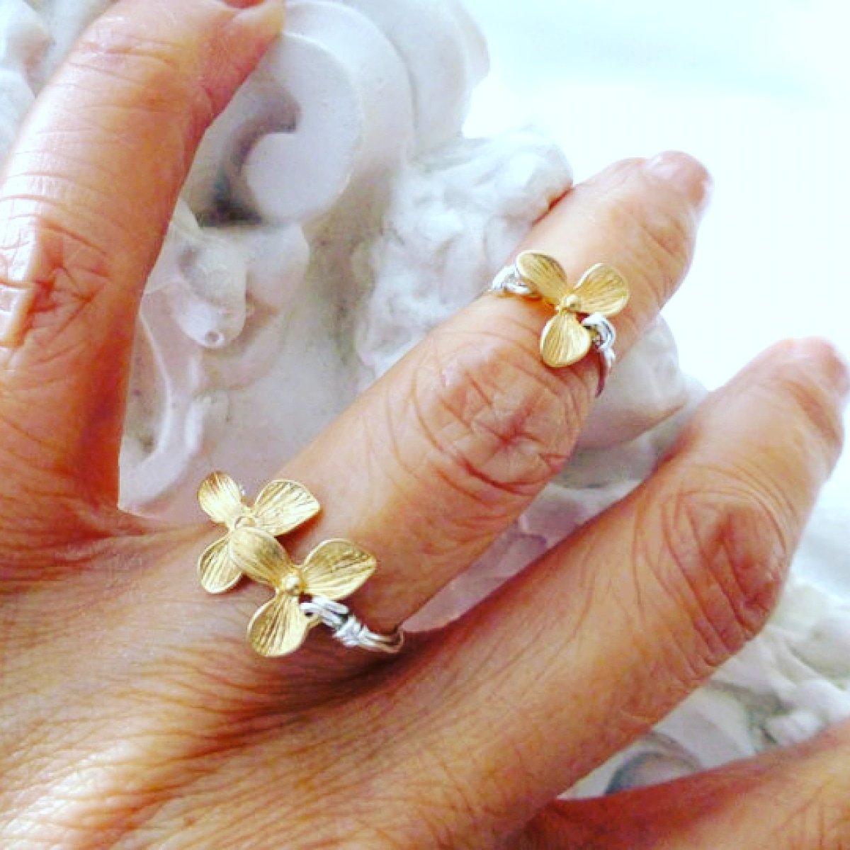 poetic_designs's tweet photo. Welcome Spring with these beautiful Orchid Rings #poeticdesigns #flowerRing #handmadejewelry #springfashion #fashionjewelry #canadiandesigner https://t.co/RraMtv9wLT https://t.co/wAo5luee7t
