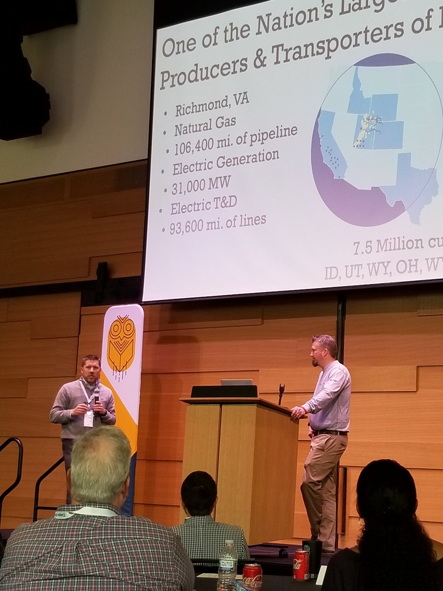 jjram78's tweet photo. Melanie Greben presenting Relaunching to Keep up with Change. #elevateknowledge @bloomfire https://t.co/hMBjsi9u4T
