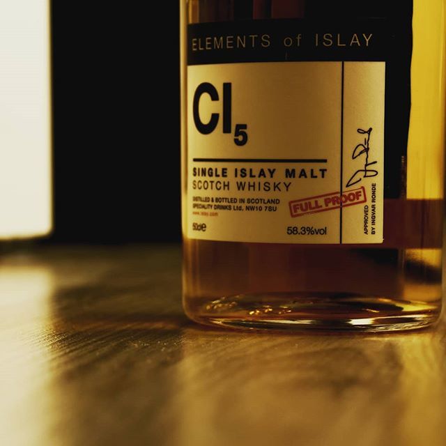 MaltSamples's tweet photo. Caol Ila Cl5
https://t.co/xWZcPpgrro
#singlemaltsamples
#whiskyproeverij
#whiskyproeven
#whiskypassie
#sampleshop
#whiskyonline
#whiskyfun
#caolila
#elixirdistillers
#elementsofislay
#islaywhisky
#peatlover
#twitter https://t.co/AXDPbtfo9A