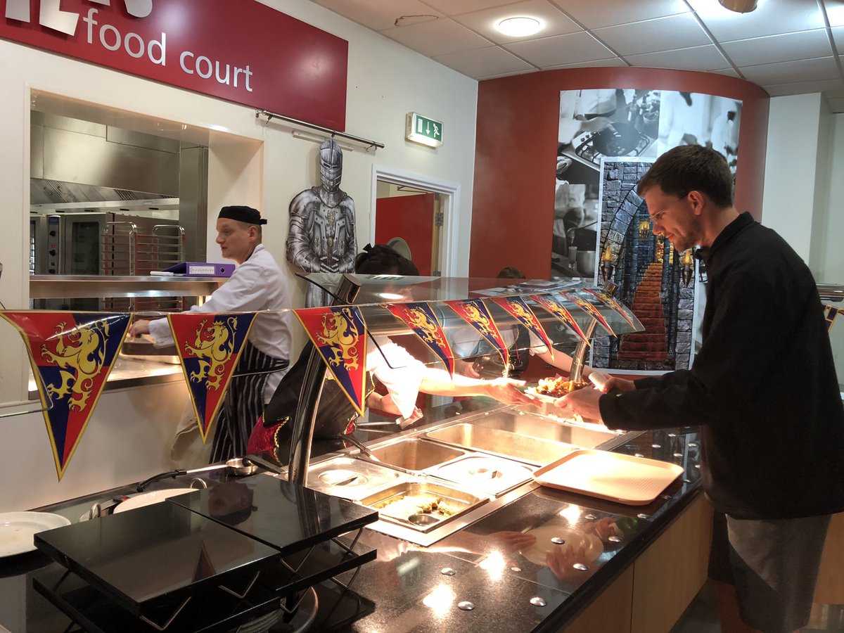 clarewinfield66's tweet photo. Students loving the Medieval food! @USWCatering @UniSouthWales https://t.co/TOxbfGkKgf