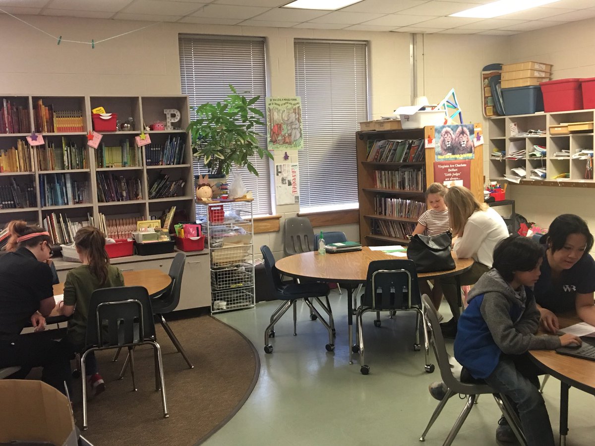 Sharing school experiences, achievements, and goals with their family. #StudentLedConferences #LocalLeadersTodayGlobalLeadersTomorrow