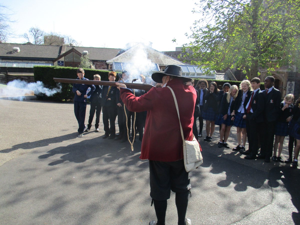 DoctorMassey's tweet photo. The incomparable, the unique, the legendary @HistorySquad Kevin Hicks makes a farewell appearance at BGS.  Not dressing up, immersion:  live musket firing in the grounds of a school appropriately located on a Civil War siege site.  Bon voyage, Kevin and thanks for the memories. https://t.co/w1KkiiPAfe