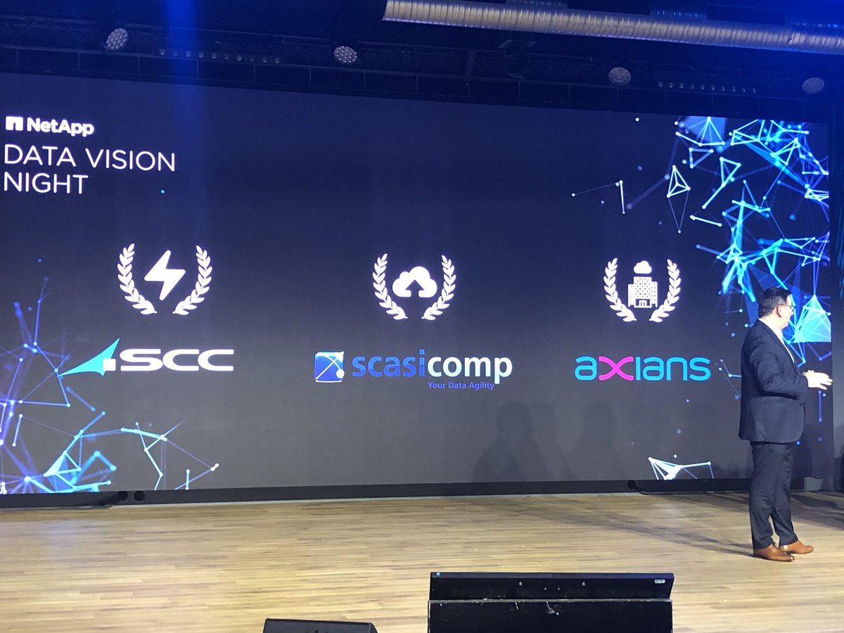 MathiasRobichon's tweet image. Bravo @SCC_info @SCASICOMP et @AxiansFrance pour les partner awards @NetAppFrance DataVisionNight