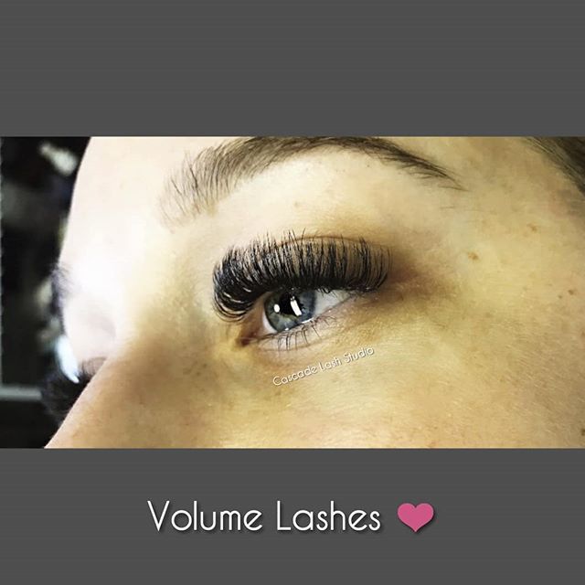 cascadelash's tweet photo. I JUST WANT TO SAY ✨We have such am amazing team of talented ladies✨ Check out this volume set by the lovely miss Adrienne ❤ https://t.co/hPGcJgaGRj https://t.co/Demd8gorDD