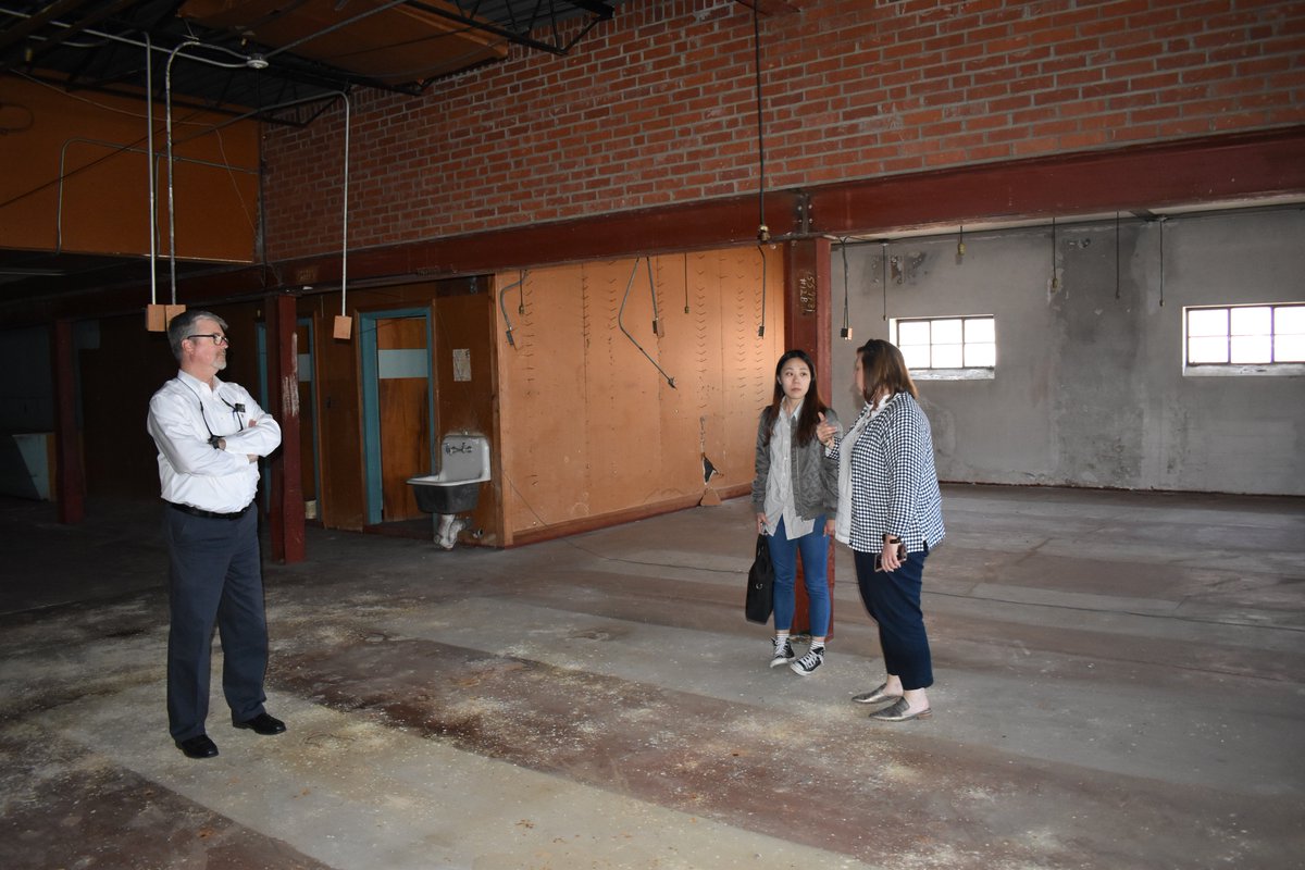 UGA_Archway's tweet image. Yusheng Feng, a @ldsoa grad student, traveled to Moultrie on to help w/ the interior design of the new Welcome Center. The center will eventually include meeting rooms, offices and public restrooms. Yusheng expects to finish her designs before the end of the semester #UGAPartners