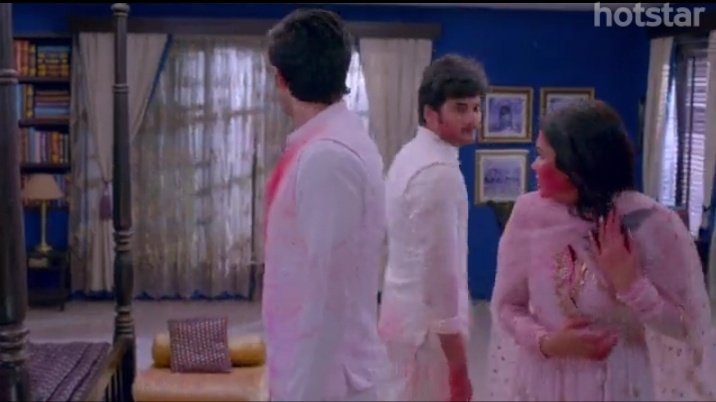 iRoshnee_'s tweet photo. #Anu #Shivee #Ronit
I'm loving this track
atlst #AnuShi moments mil jate hai
#Charvi @LaghateParth 💖
#KasautiiZiindagiiKay https://t.co/ifs6rffyuM