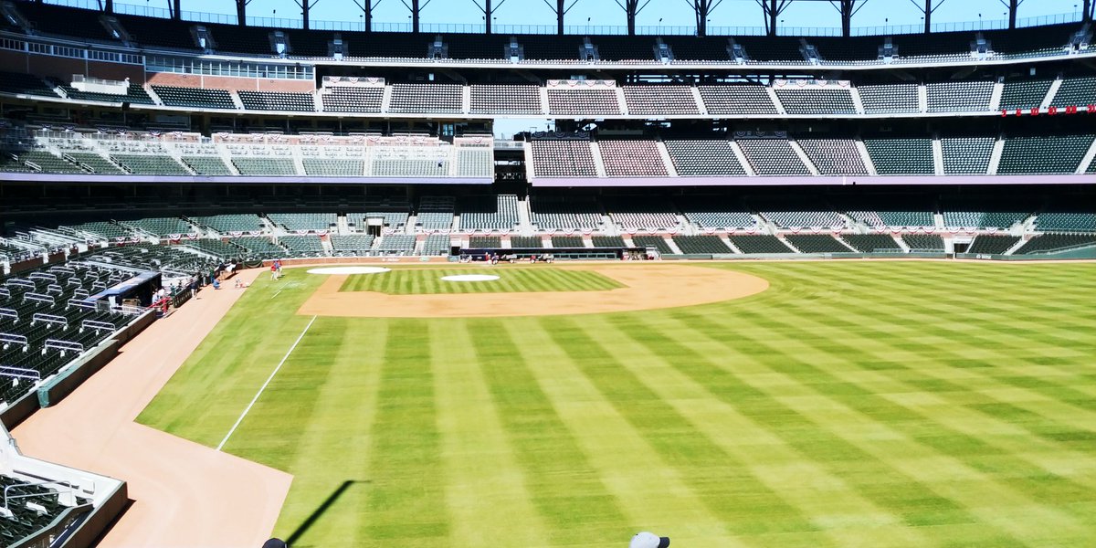bulcubdawg's tweet photo. #OpeningDay #SunTrust #braves #FinallyBaseball https://t.co/3EQivVCVPQ