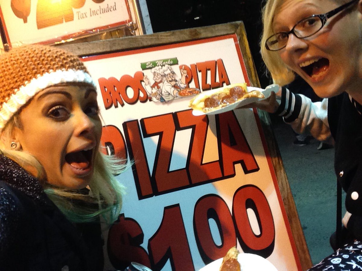 rdpixie's tweet photo. @SoloDarling and I once went round New York on a sort of @broadcity pilgrimage - it was da best! https://t.co/RNKOCQCyLh