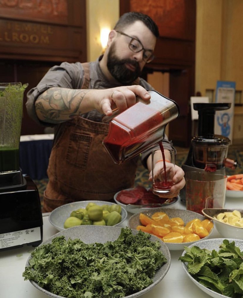 FairmontCLL's tweet photo. Meet our Executive Chef @chef_jf . Look out for this face at @cochon555 at @fairmontbanff on April 6. He will be bringing his A-game to this world-class culinary event, with no shortage of Quebec flair and passion. See you there? 👨🏼‍🍳 https://t.co/d2jRmtlQPU #lakelouise #cochon555 https://t.co/KhOOSiaSjz