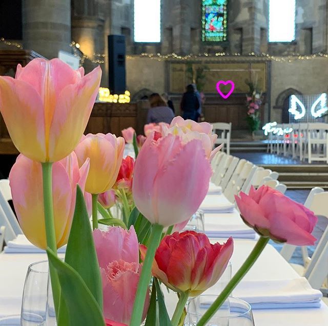 InaGaddaFlowers's tweet photo. W E D D I N G @leftbankleeds @lovelightstw @vivalabooth @humanistceremoniesleeds @smithandmunson 🌷🌷🌷L O V E  L O V E #roxy the pink neon heart 💕💋💕 .
.
.
#inagaddaflowers #roxy #pink #neon #weddingflowers #weddingideas #flowers #yorkshirewedding #… https://t.co/USgRPl3vcG https://t.co/UEKzRjXIeG