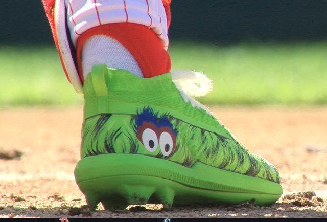harper opening day cleats