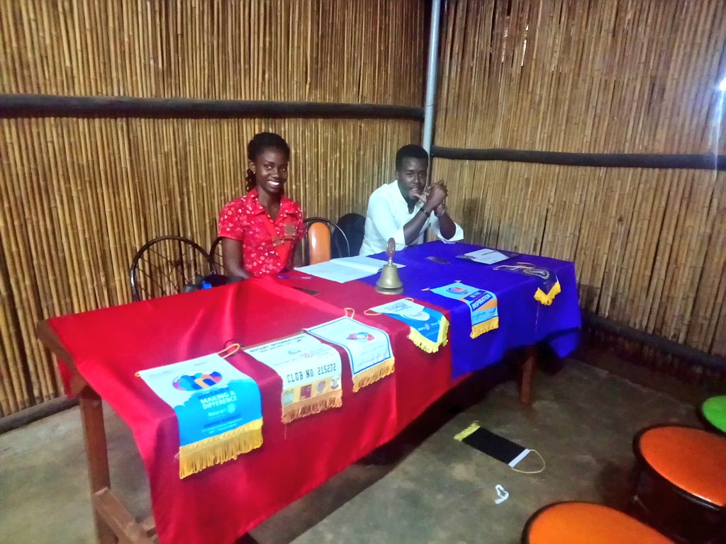 UCURotaract13's tweet photo. Today's fellowship was so informative since our #Cheeza3 project is soon. It was "Developing Wash projects at scale" which had key points of our #project and thank you all for coming.
@MukonoRotaract @RCKyambogo @RMityana
#Kharos_media #CanonsMeetUp #Cheeza3 https://t.co/DL0MwvRZyq