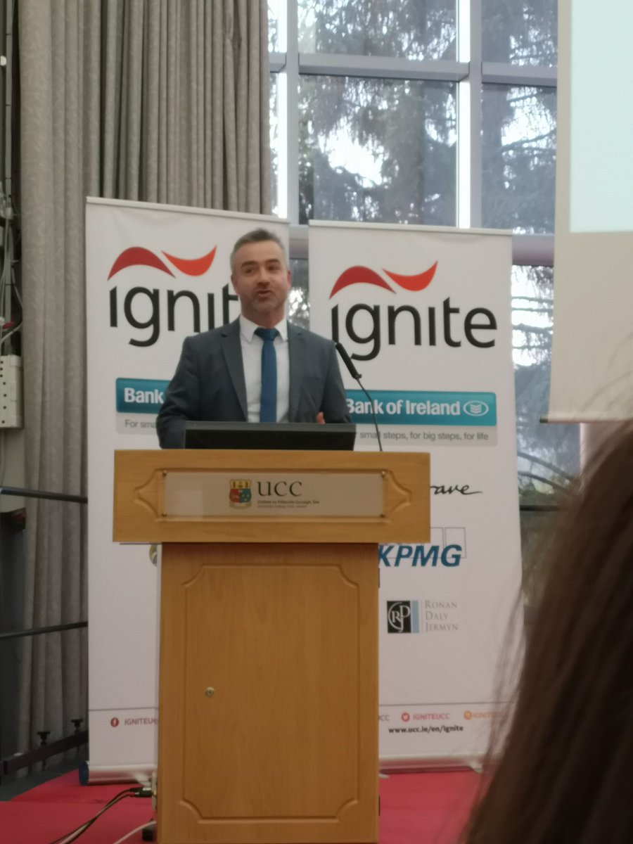Albert Williams of <a href="/Perkforce/">perkforce</a> talking about the benefits that offering the right discounts to your employees can bring. <a href="/IGNITEUCC/">IGNITE UCC</a> winner of best pitch congrats Albert 🙌🙌🙌🙌
#startup #Entrepreneurship