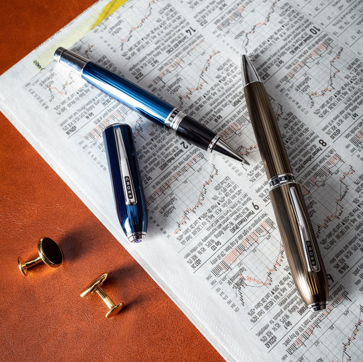 crosspens's tweet photo. Our Cross Peerless 125's striking design features a bold profile with sophisticated deep-etched line pattern engravings on beautiful lacquer finishes #CrossPens #BePeerless125 https://t.co/mRAwXG6dBF