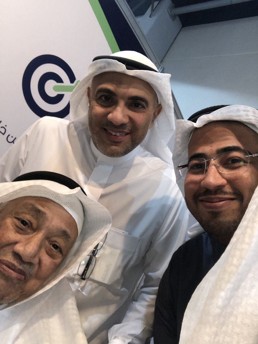 elmaij1's tweet photo. ابارك لاخوتي على دخولهم عضوية مجلس ادارة غرفة جدة
@OZMSJ 
@abdooull1 
@ibatterjee 
ولا يهونون البقية
واشكر جميع من ساهم ودعمهم
واشكر ابي الفاضل وصاحب الروح والقلب الطيب
الشيخ فهد السلمي
وحضور الشيخ زكريا جمجوم

الحمدلله ونتمنى ازدهار الغرفة بوجودهم 
#انتخابات_غرفة_جدة 
#جدة_الآن https://t.co/l3eqifMg6Z
