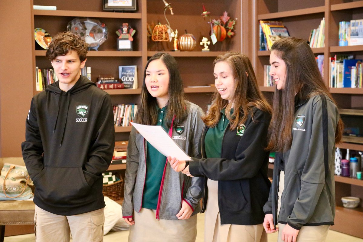 Cornerstonepre1's tweet photo. Actors from @shakespearetav conducted an interactive workshop for our sophomores who were in the middle of their Romeo and Juliet unit. They learned warm-up exercises, engaged in Shakespearean insult wars, and acted in scenes from the play 🎭 #mycpafamily #cornerstoneprep https://t.co/VuLrOKe3Xj
