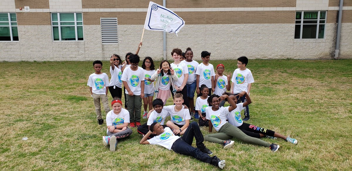 MrsBallingerCRE's tweet photo. We had such a fun time at our fun run today!  #MindSpark #CREleads https://t.co/EemlGVkwRs