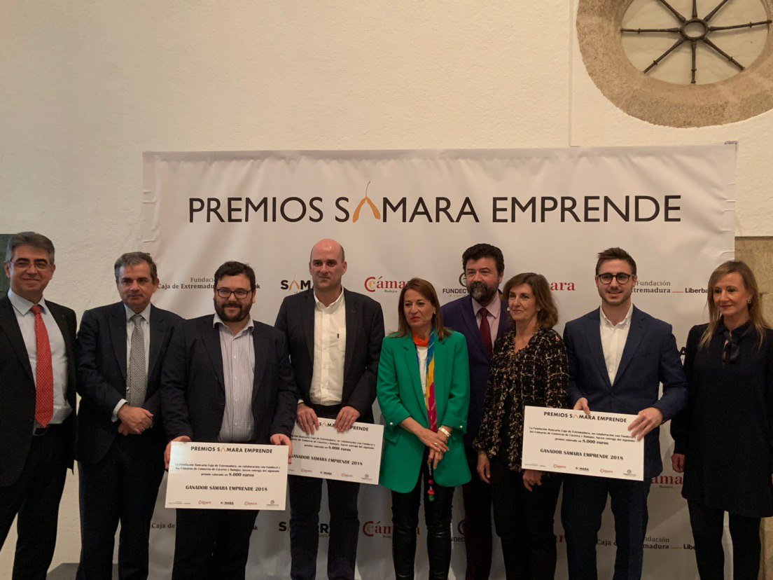 ecaptureDtech's tweet photo. Ganadores del premio @samaraemprende ! Muchas gracias! Felicitar también a las empresas premiadas con quién compartimos podio https://t.co/7YwitxRo6J