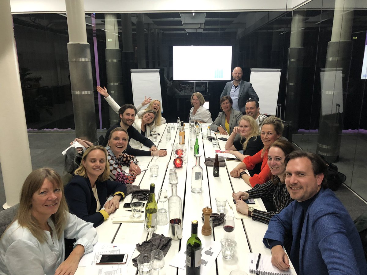 <a href="/kayvanemstede/">Kay van Emstede</a> deelt zijn learnings tijdens de bestuursvergadering van #RecruitersUnited <a href="/NicolTadema/">Nicol.</a> <a href="/GustaTimmermans/">Gusta Timmermans</a> <a href="/MarjaPronk/">Marja Pronk</a> @EricHouwen <a href="/AliesGraafland/">Annelies Graafland</a> @JaapvdC <a href="/Eveliese/">Eveliese Luiting</a> <a href="/nicvanduuren/">Nicolette van Duuren</a> <a href="/MariekePor/">Marieke Por</a> <a href="/NicolinevanMulk/">Nicoline van Mulken</a> Jacqueline van Tilburg en Tony de Graaf