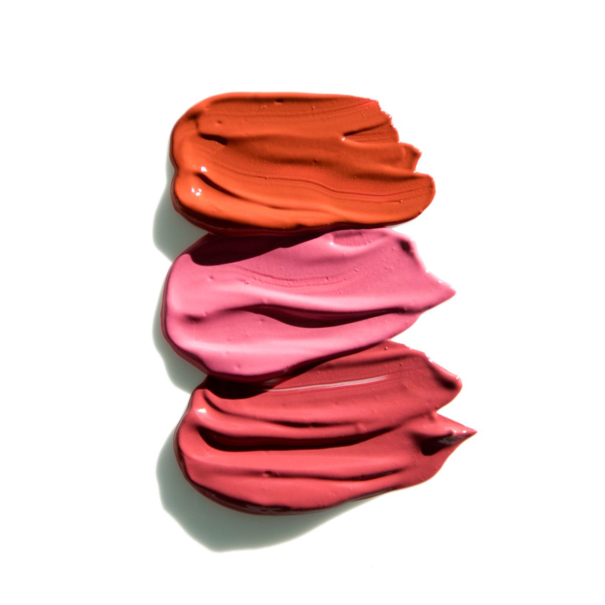 Full on colour. All day wear. Which of our newest MatteLast Liquid Lip is your Spring must-have? #PixiByPetra #PixiBeauty #Makeup bit.ly/2s13lkF