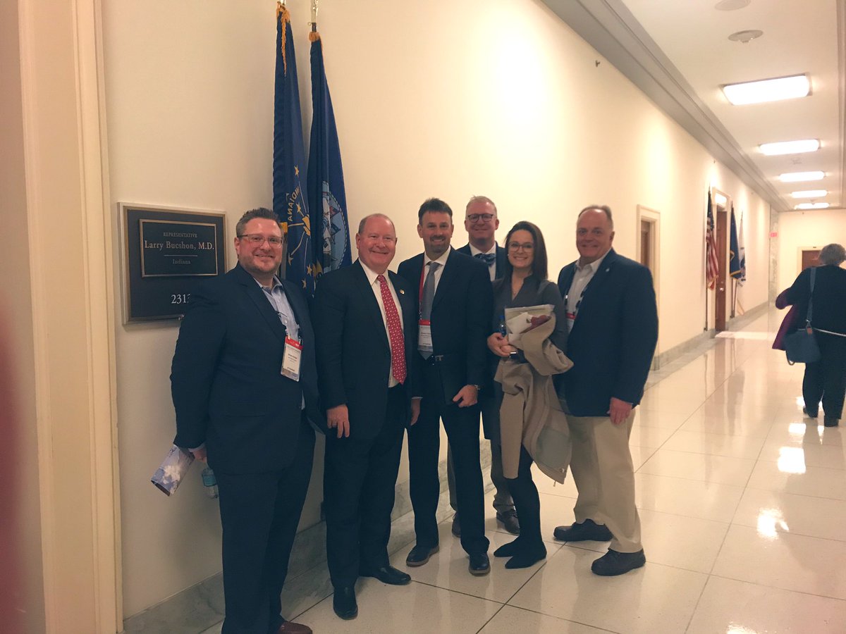 IndianaRLA's tweet photo. Sat down with @RepLarryBucshon this afternoon to chat restaurant depreciation #ServingOurFuture 🍴 https://t.co/sK1mlAxnkC