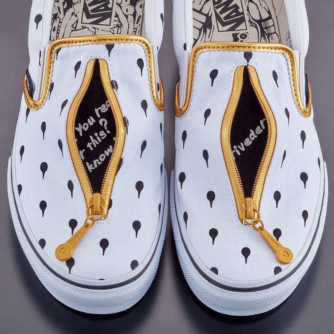 HYPEBEAST's tweet photo. #Vans' has teamed with the anime legends behind ‘JoJo’s Bizarre Adventure’ on a ‘Golden Wind’-inspired capsule collection, celebrating characters #GiornoGiovanna and #BrunoBucciarati.
https://t.co/AGOFEmpsxj https://t.co/ogx9TQRH0G